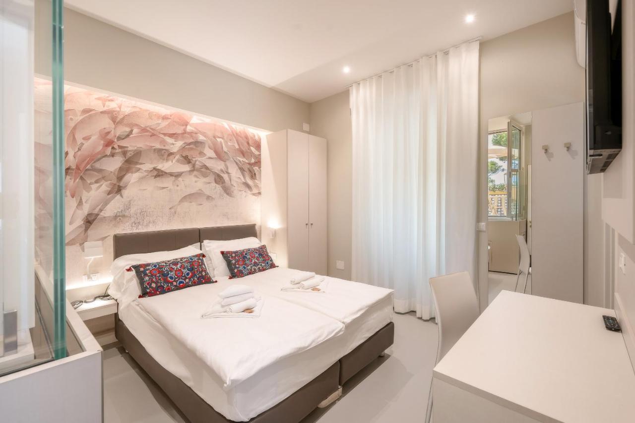 Hotel Le Lampare Каорле Екстер'єр фото