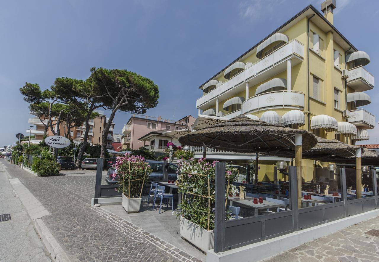 Hotel Le Lampare Каорле Екстер'єр фото